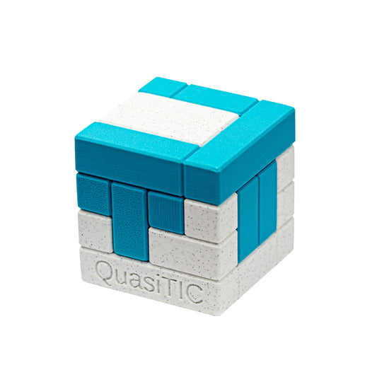 QuasiTIC | 連結キューブパズル