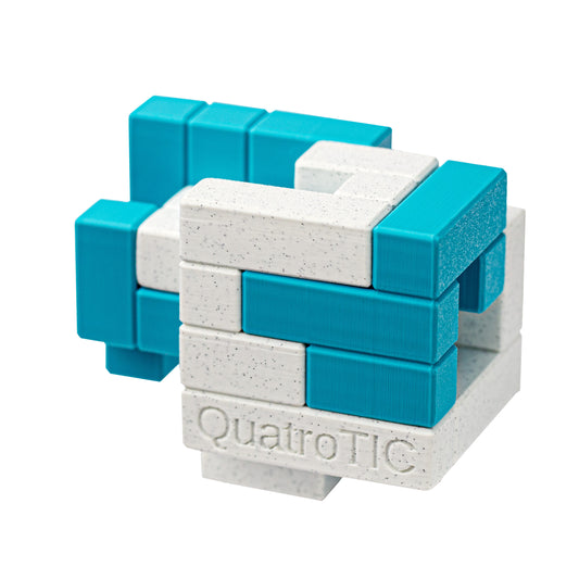 QuatroTIC | Turning Interlocking Cube Puzzle
